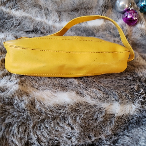 Zeca Purse Yellow - Picture 3 of 5